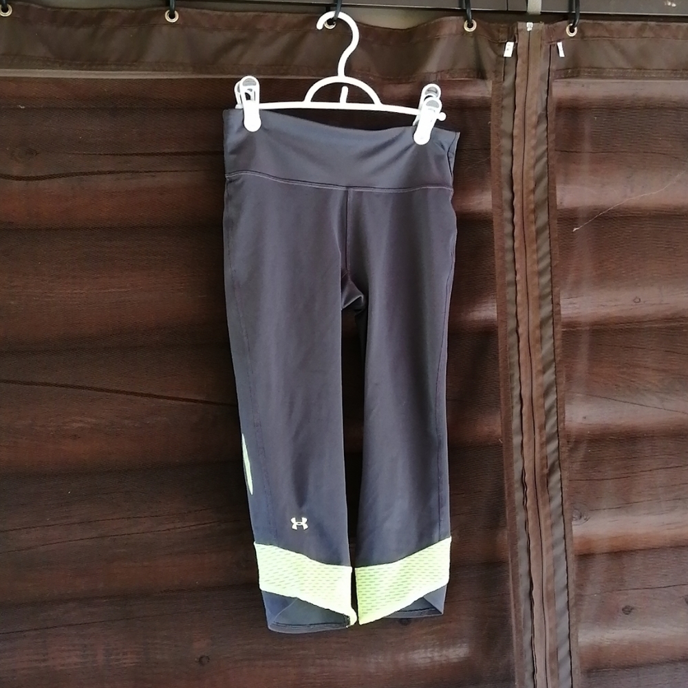 Under Armour active capril